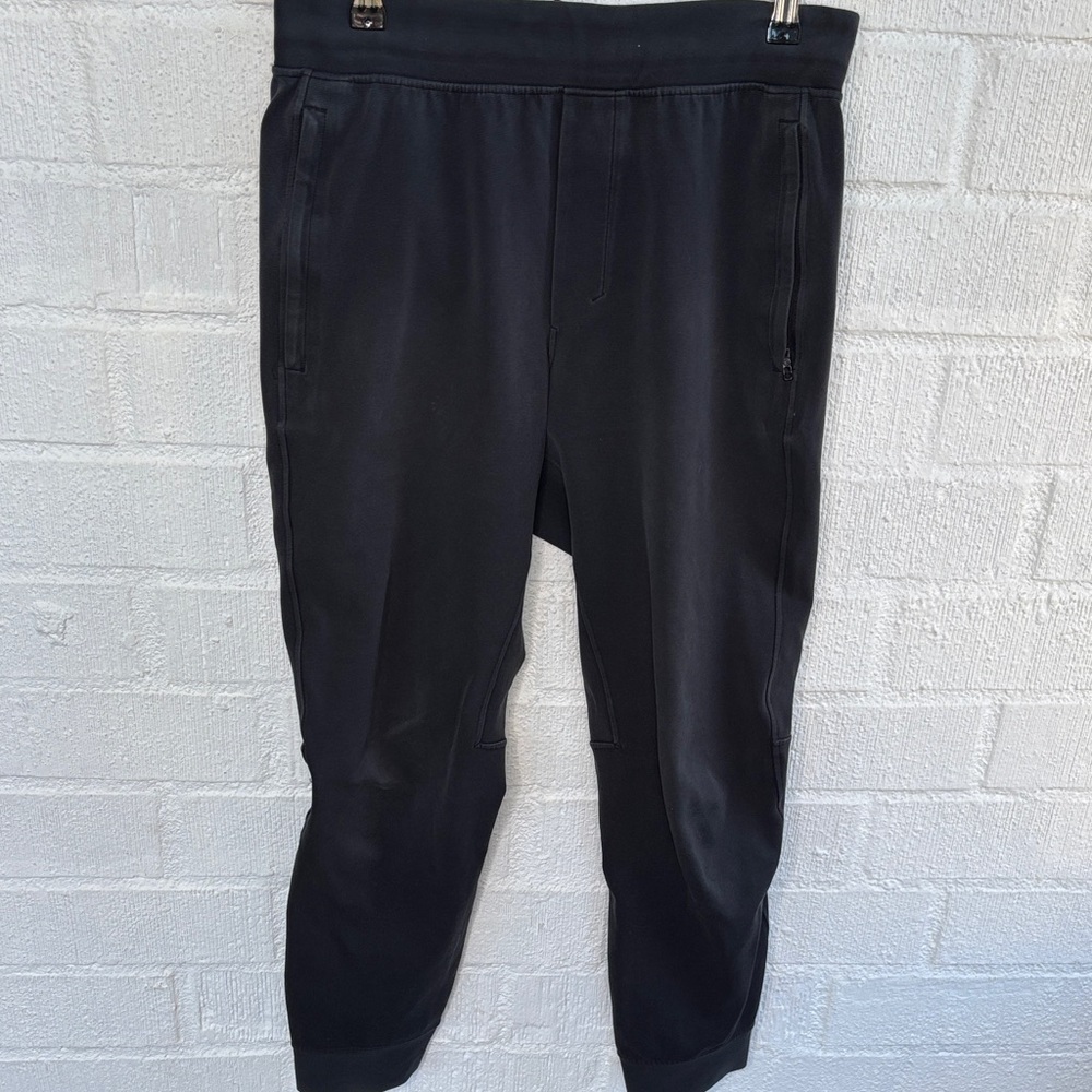 Lululemon Athletic Train Black Mens Joggers sz M